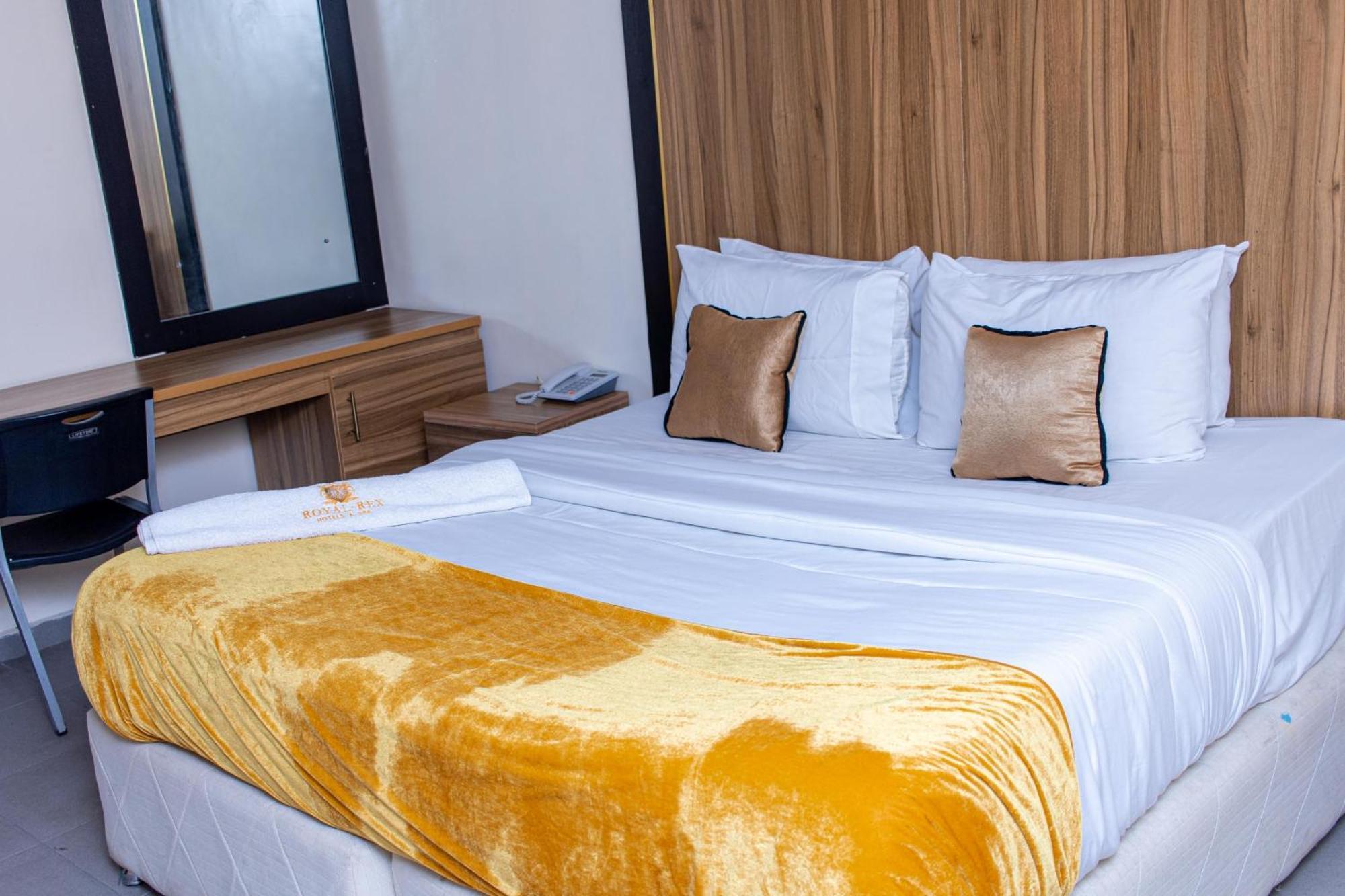 Royal Rex Hotels And Spa Lagos Ngoại thất bức ảnh