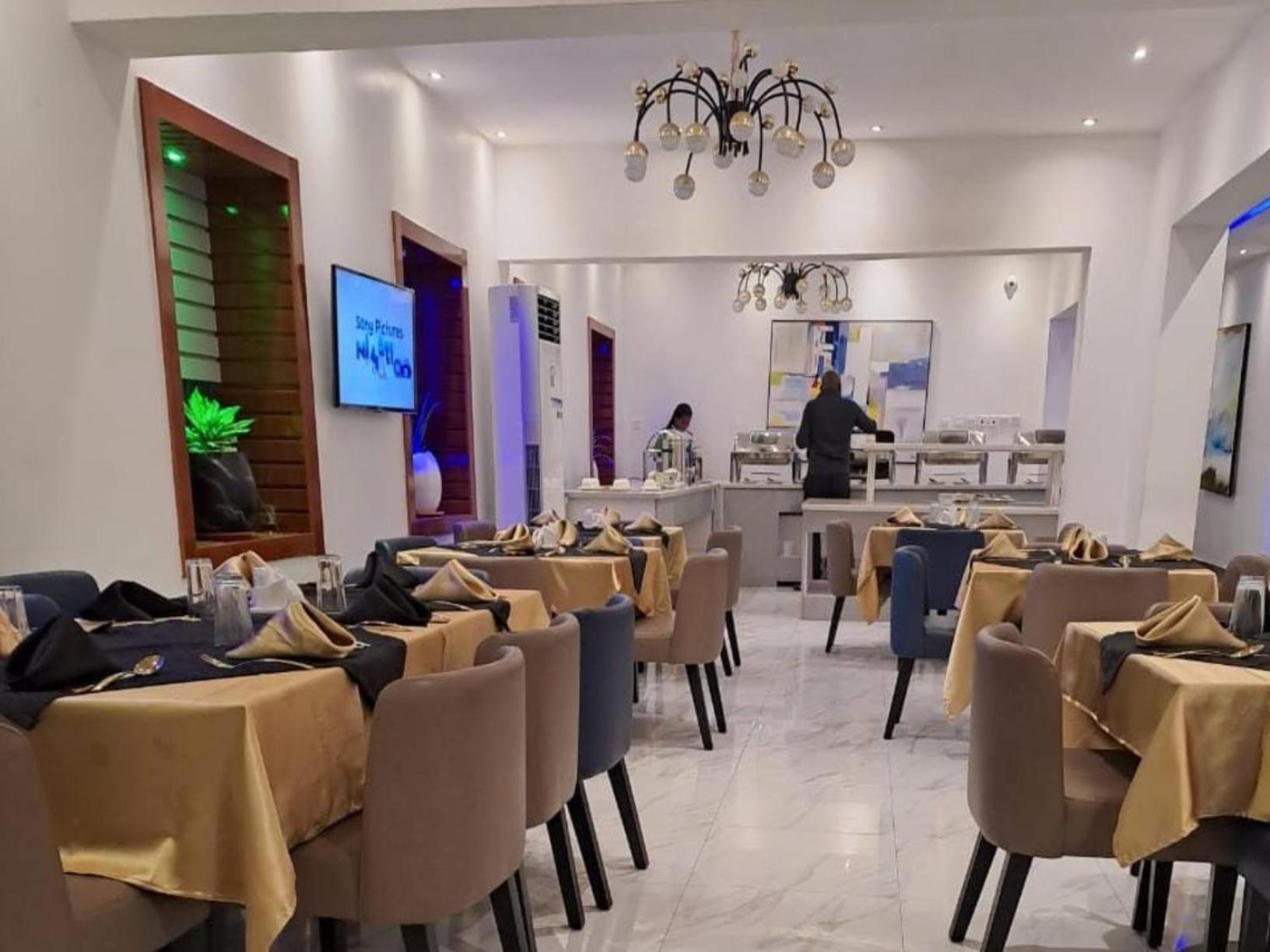 Royal Rex Hotels And Spa Lagos Ngoại thất bức ảnh